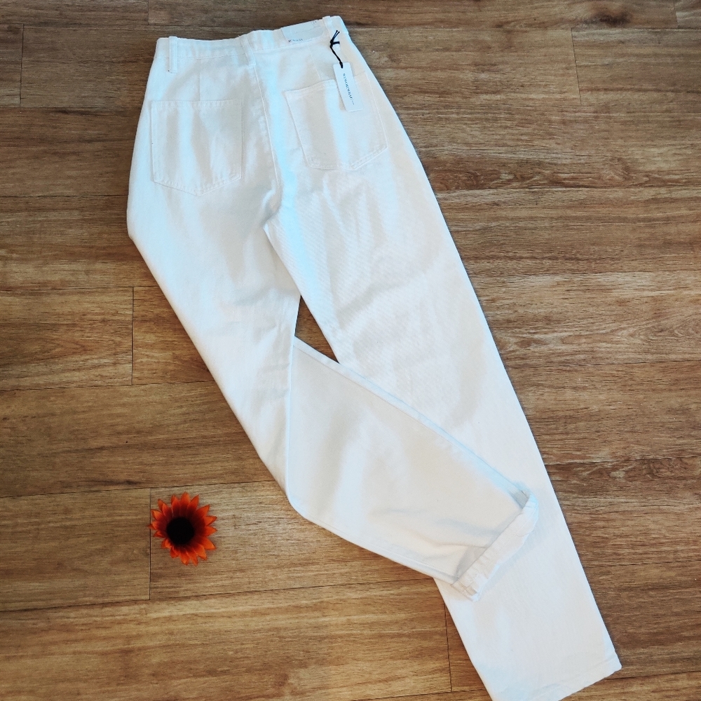 🤍🆕🤍 NWT WEWOREWHAT Mom Jeans - Picture 15 of 16